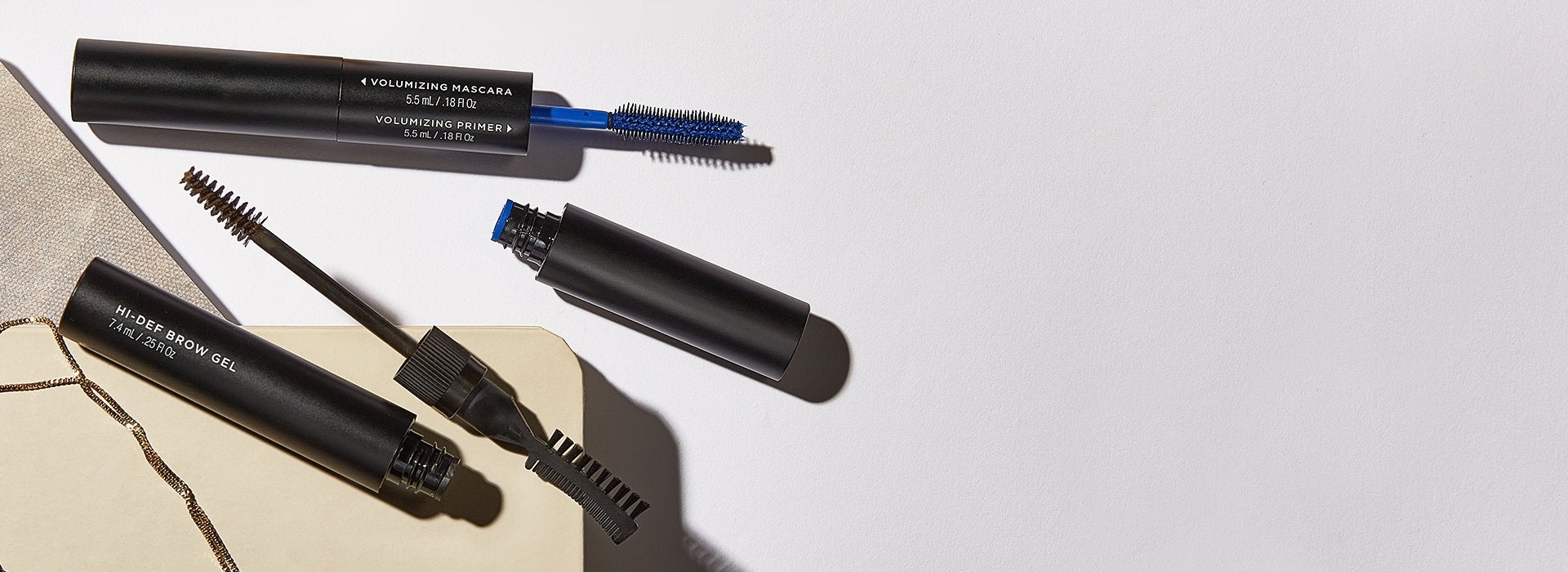 Забудьте о наращивании ресниц и выберите сыворотку для роста от RevitaLash Забудьте о наращивании ресниц и выберите сыворотку для роста от RevitaLash