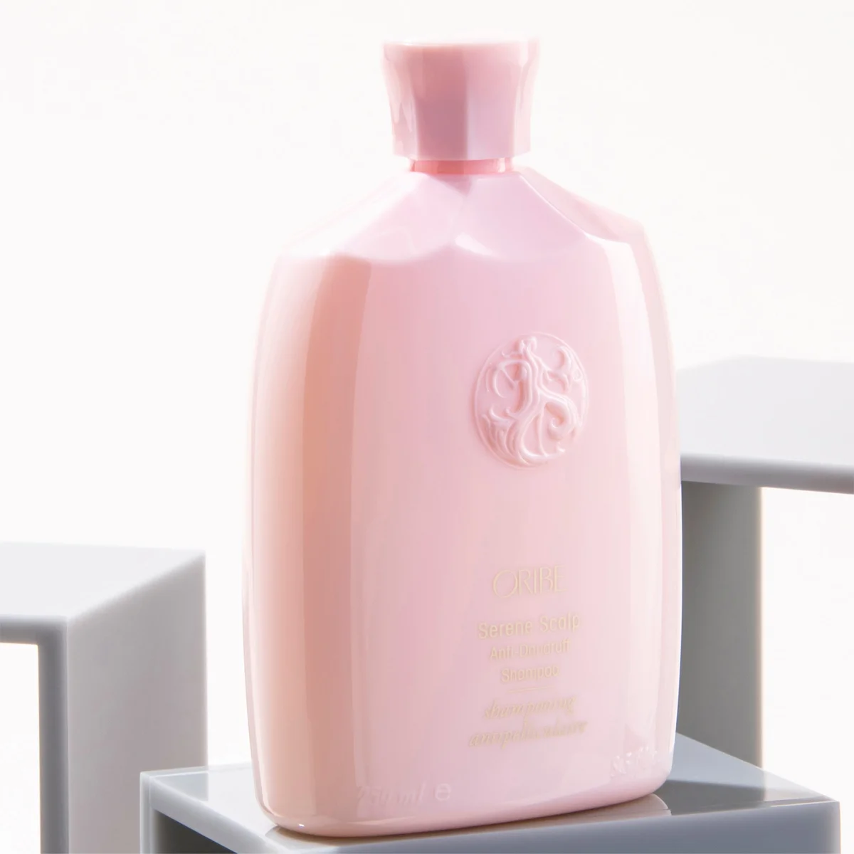 Oribe Serene Scalp Anti-Dandruff Shampoo 8.5 oz